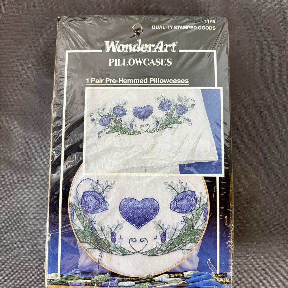 Wonder Art Embroidery Craft Kit White Pillowcase Pair Stamped Design Complete